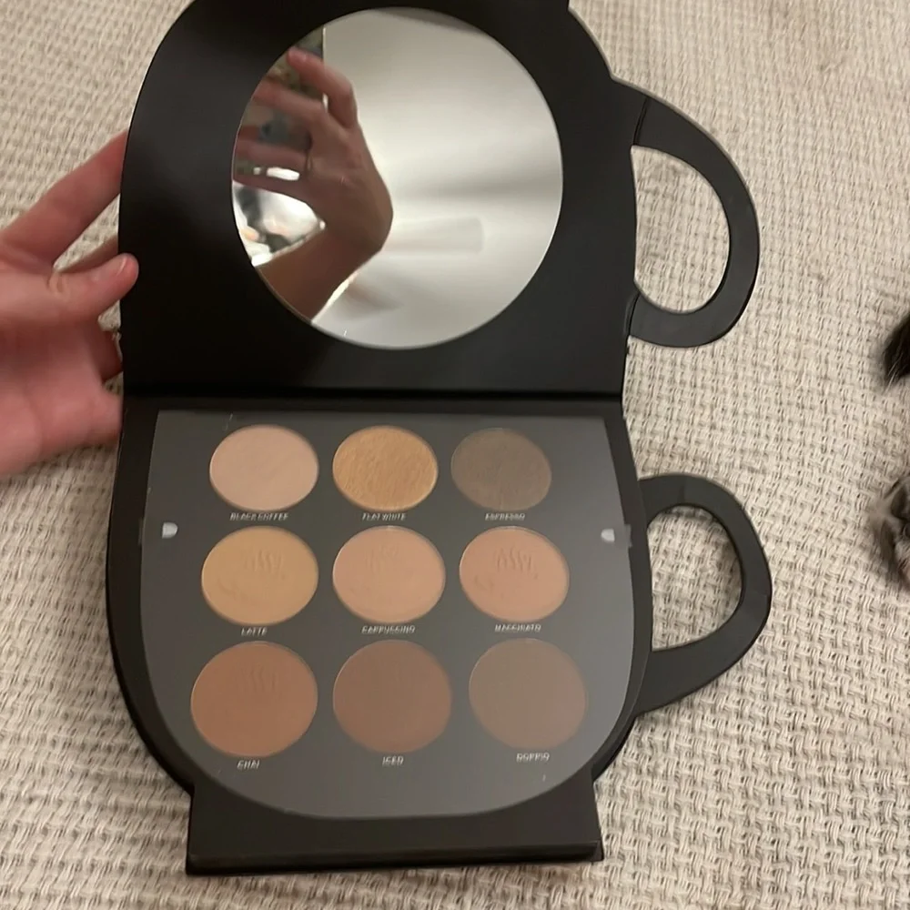 NEW Revolution Beauty Grab a Cup Face Palette
